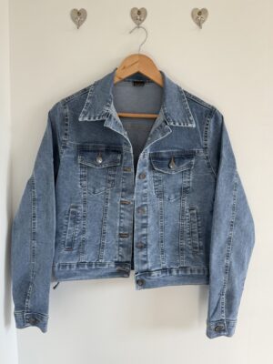 Artículo 732 || Campera Celeste Nevado
